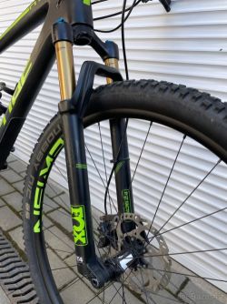 Cube Stereo 120 HPC SLT, velikost 21” (XL) kola 29”