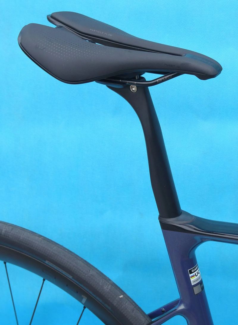 GIANT Defy Advanced Pro 0 Di2 2025 – špičkové endurance silniční kolo - NOVÉ