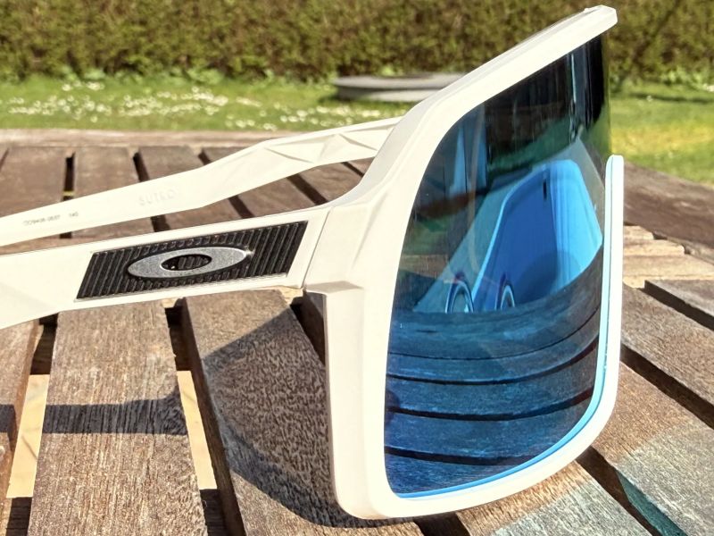 Oakley Sutro White Prizm Sapphire Custom MVDP