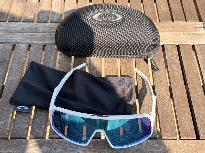 Oakley Sutro White Prizm Sapphire Custom MVDP