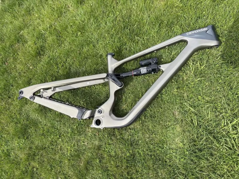 Nový karbonový rám Cannondale Habit LT 