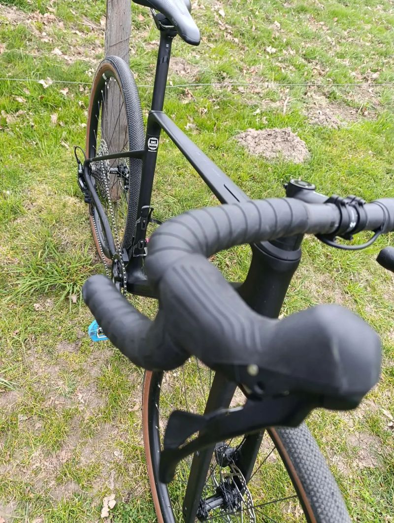 Cube Nuroad- karbon,1x12 GRX