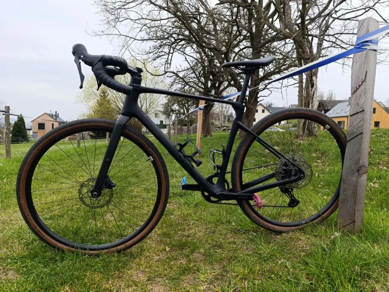 Cube Nuroad- karbon,1x12 GRX