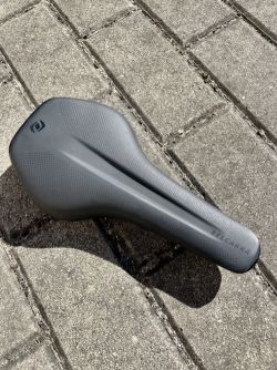 Syncros Belcarra Regular 1.5 Titanium rails