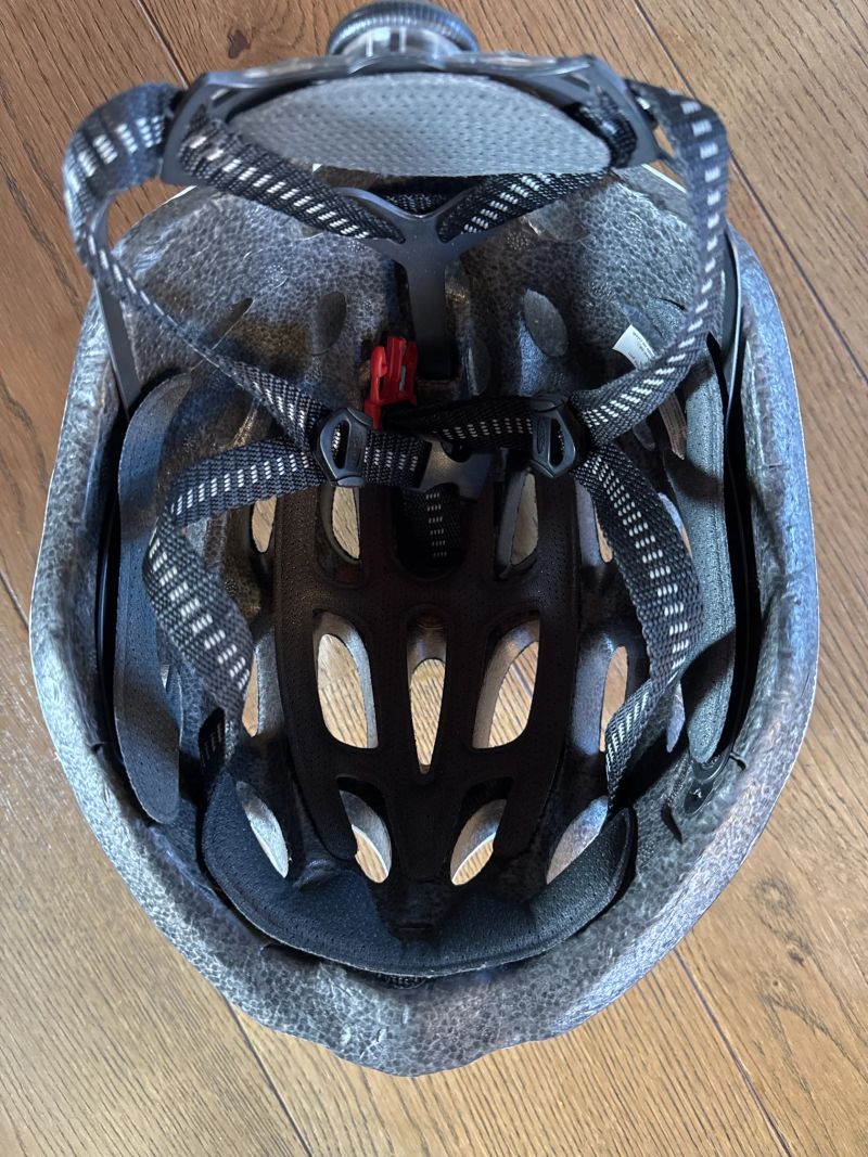 Cyklistická přilba Briko