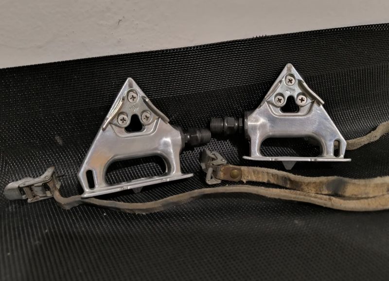 Shimano A550 retro pedály 