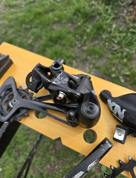 Sada Sram NX, 12 speed. Kliky, kazeta, řazeni, hazka