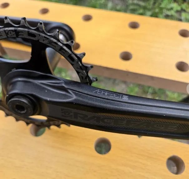 Mtb kliky Race Face Aeffect, délka.175mm