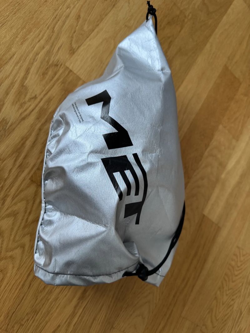 Cyklistická helma MET Trenta 3K Carbon