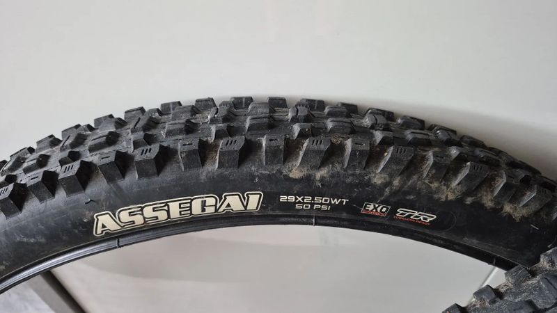 Pláště Maxxis+Continental