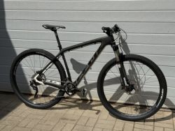 Felt NINE 2 Carbon
