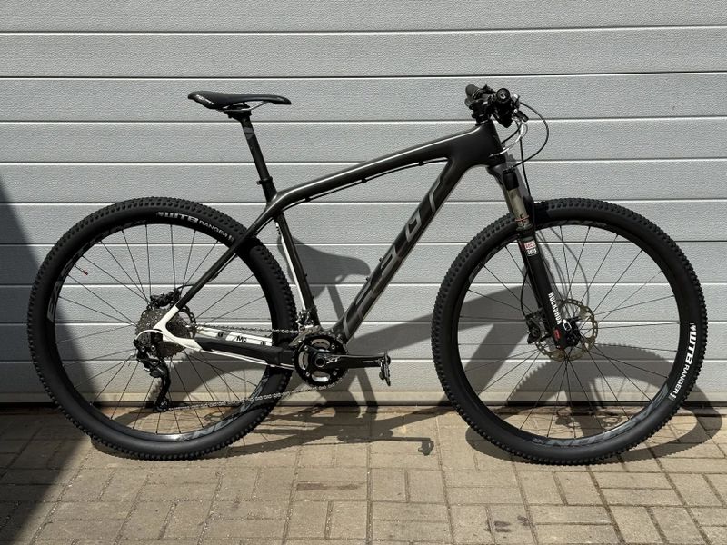 Felt NINE 2 Carbon