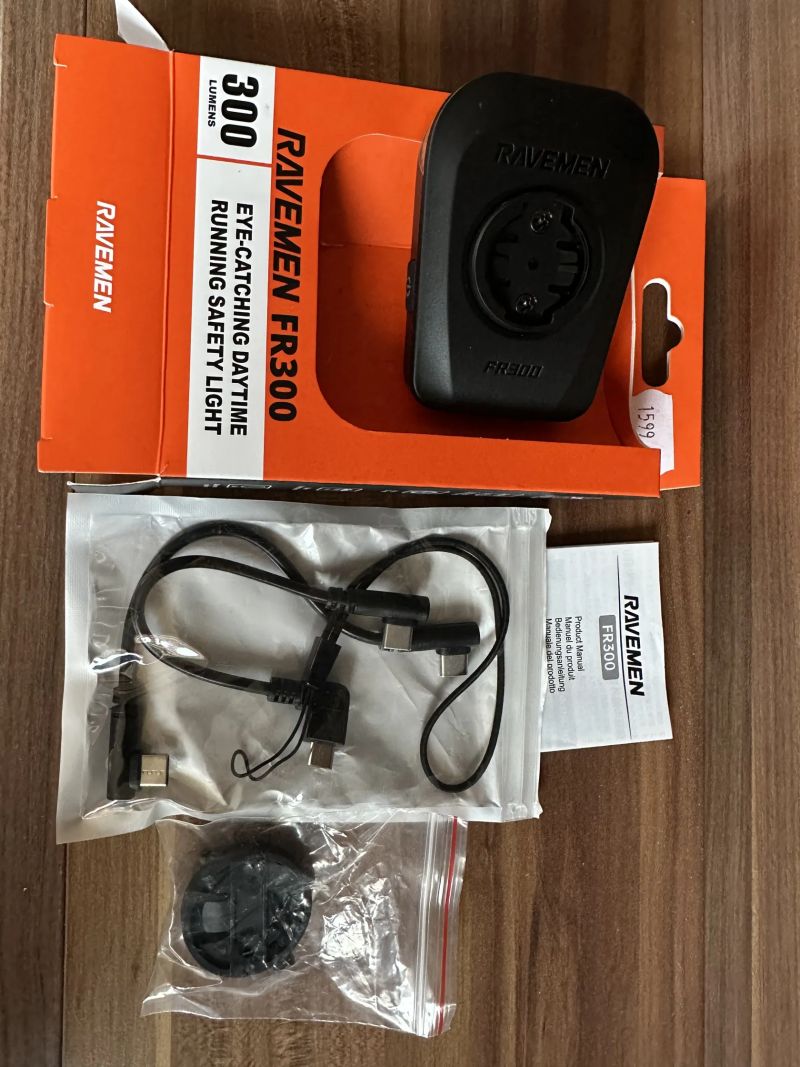 přední světlo Ravemen