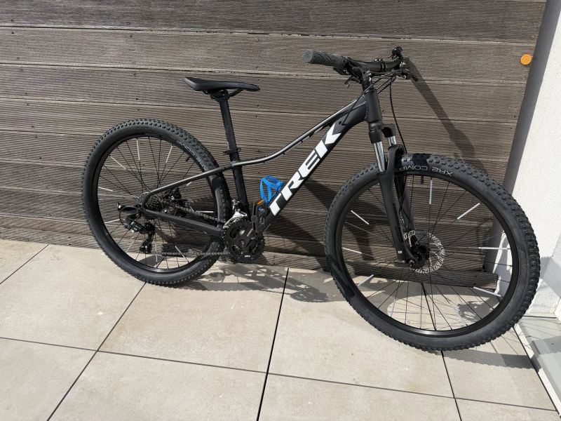 TREK Marlin 4 matte black, XS(27,5)