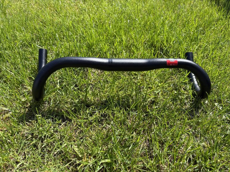 Specialized adventure gravel řídítka 