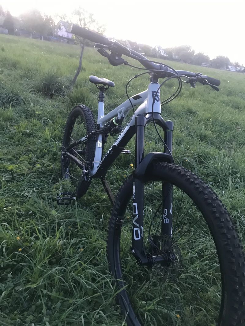 Rock Machine Blizzard 2022