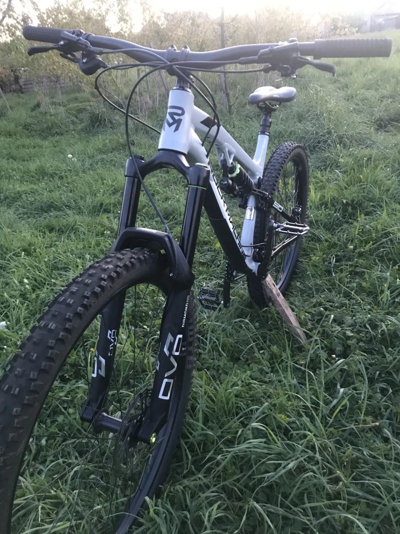 Rock Machine Blizzard 2022