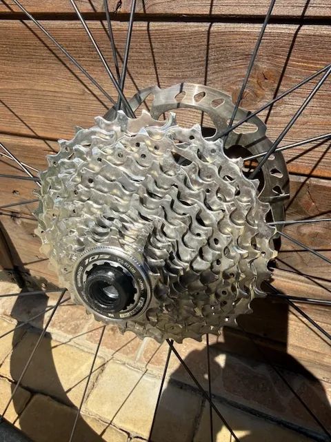 Předmět: TREK Domane SL 6 Gen 4 (vel. 62) dvoje kola, silnice + gravel