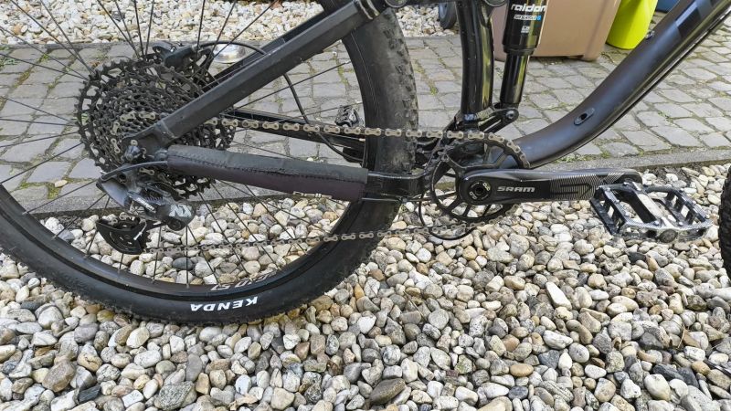 Vylepšené Ghost Kato FS (L-XL) 