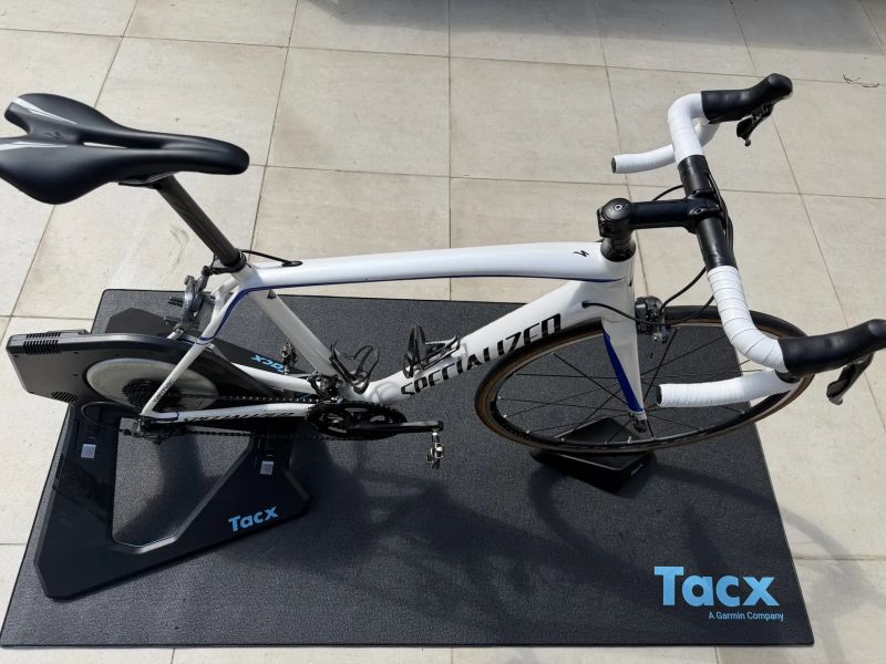 Garmin Tacx NEO 2T, rok 2020, velmi dobrý stav