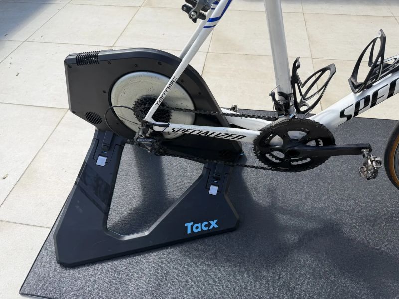 Garmin Tacx NEO 2T, rok 2020, velmi dobrý stav