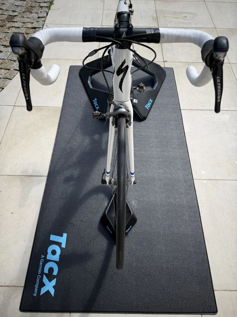 Garmin Tacx NEO 2T, rok 2020, velmi dobrý stav