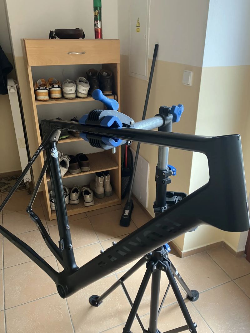 Rámová sada CANYON Ultimate CF SLX - K OPRAVĚ