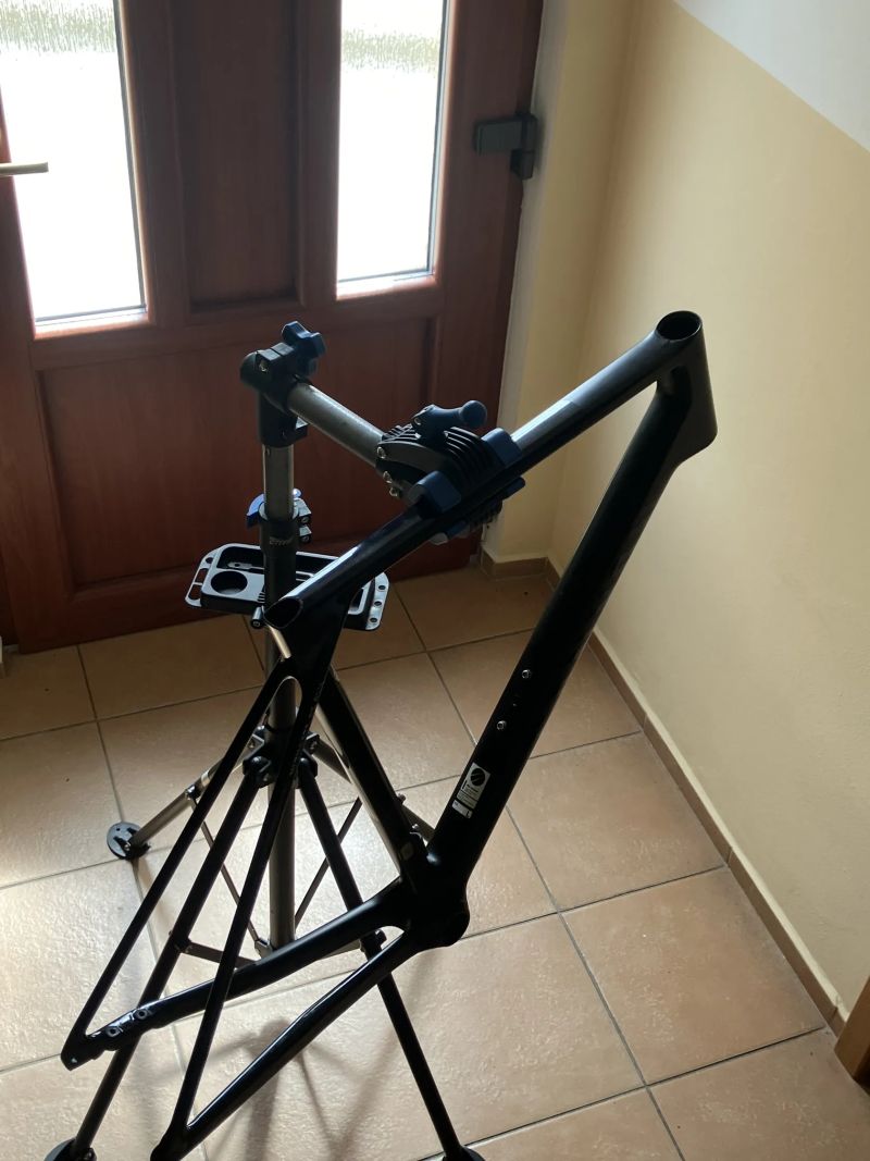 Rámová sada CANYON Ultimate CF SLX - K OPRAVĚ