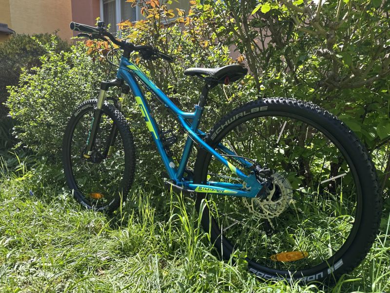 GT Stomper MAX, 26", 1x9, brzdy Deore, vzduchová vidlice XCR32 Air