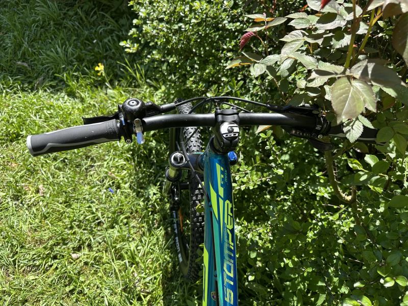 GT Stomper MAX, 26", 1x9, brzdy Deore, vzduchová vidlice XCR32 Air