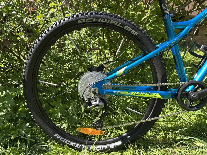 GT Stomper MAX, 26", 1x9, brzdy Deore, vzduchová vidlice XCR32 Air