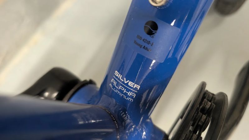 Trek Wahoo 20'' Royal blue top stav 