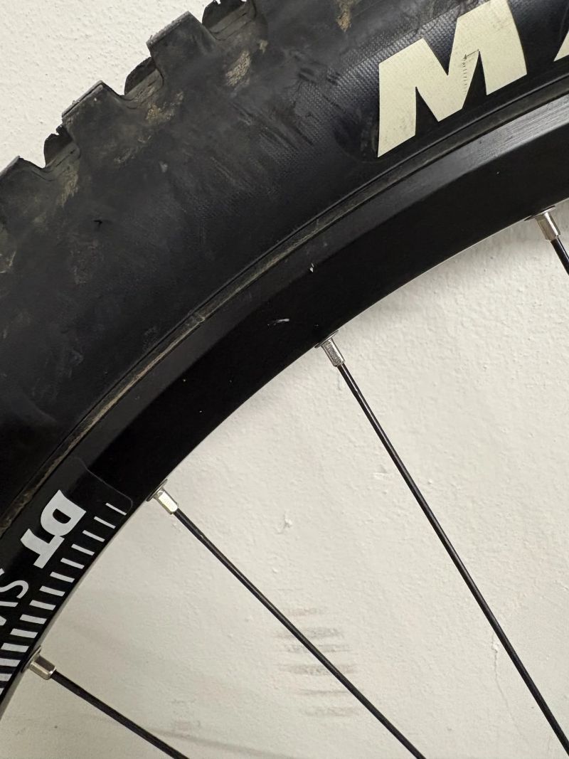 MTB zapletených kol – ráfky DT Swiss + náboje Formula