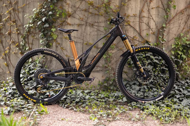 Unno Mith S2 (M/L) 2024