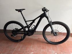 Specialized Turbo Levo velikost L černé 