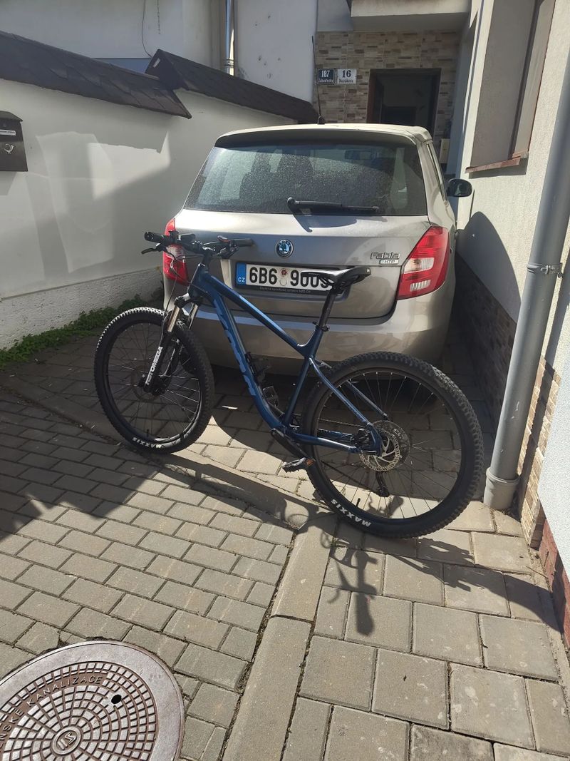 Kona Fire mountain 2022