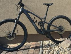 TREK FUEL EXE 5 top stav