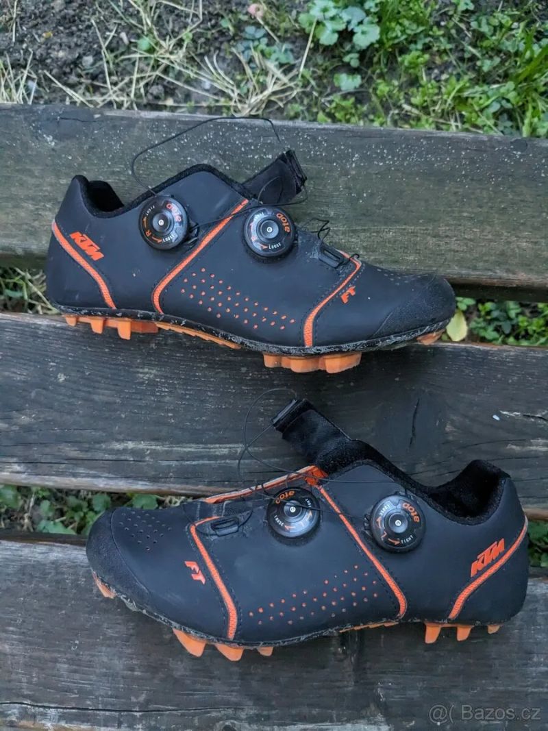 Cyklo tretry KTM obuv na kolo vel 41 