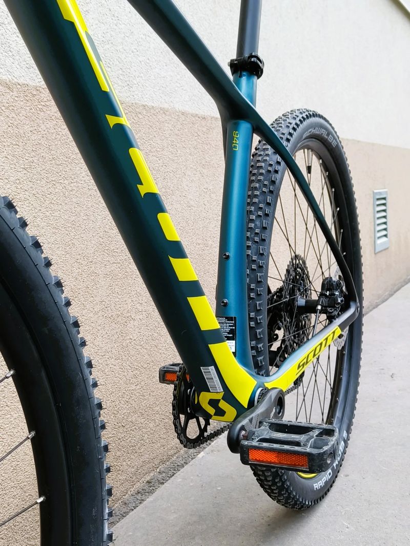 SCOTT Scale 940 vel. L carbon 29" 2020 COBALT/YELLOW TOP STAV