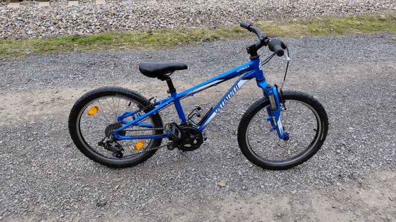 Dětské kolo Specialized Hotrock 20"