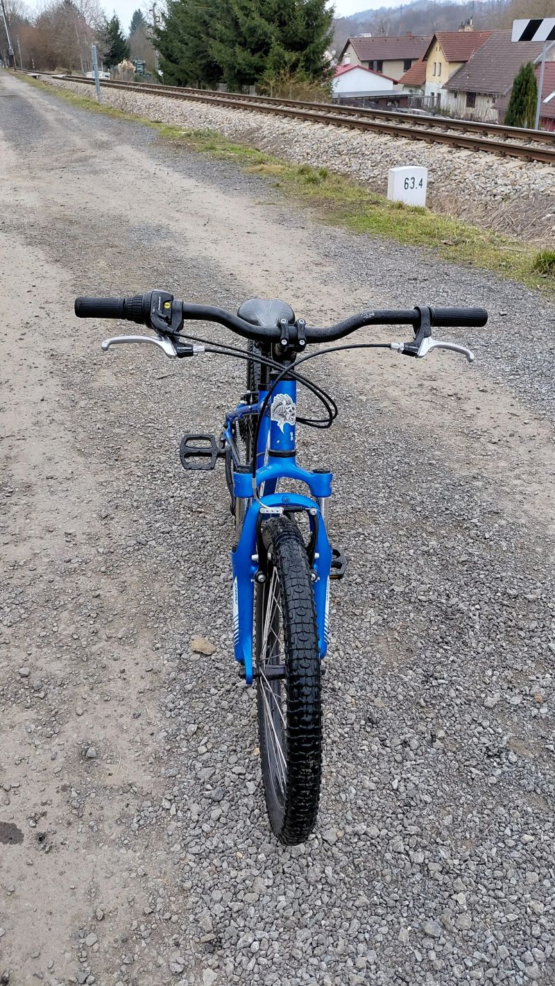 Dětské kolo Specialized Hotrock 20"