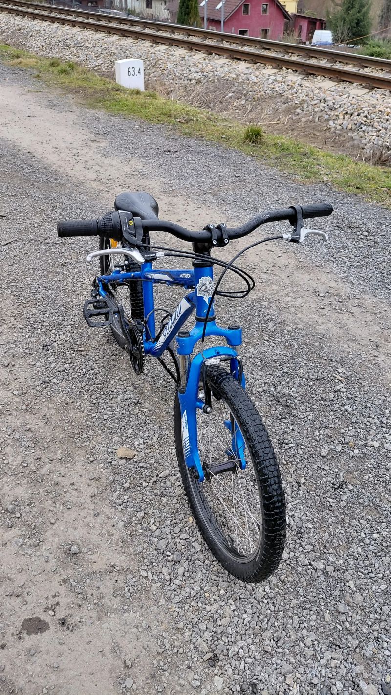 Dětské kolo Specialized Hotrock 20"