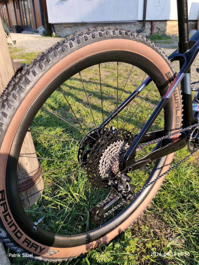 Ultralehké karbonové XC kolo Shimano XTR ~9 kg | Custom build