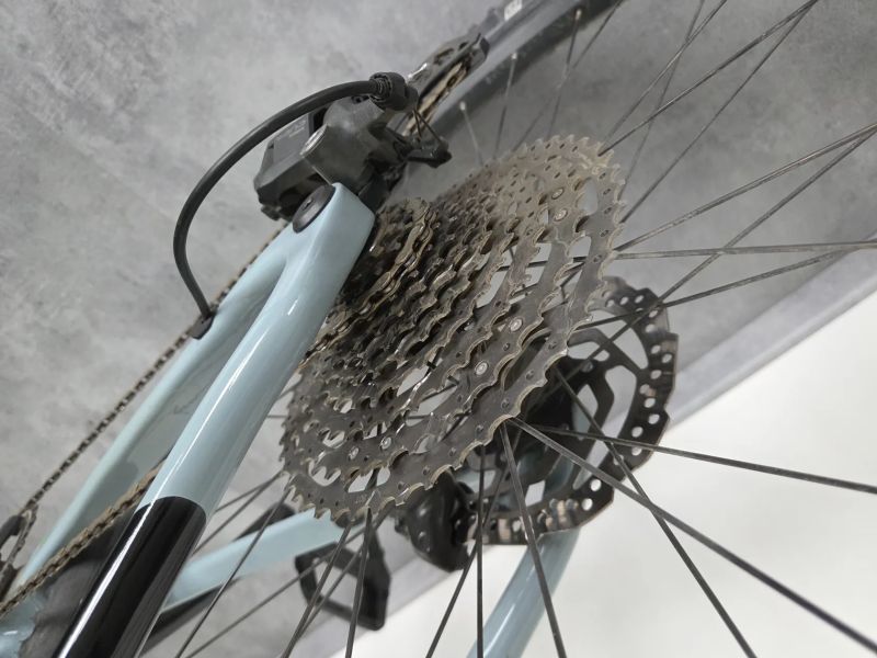 Kolo KROSS Level 7.0 2024 Carbon, velikost L - v záruce