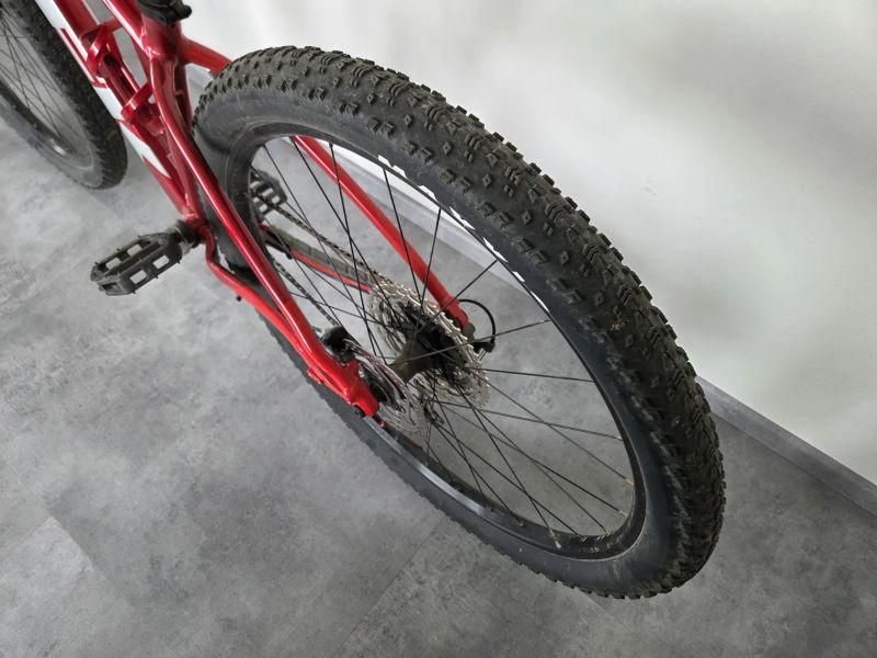 Kolo TREK Procaliber 6 - Viper, velikost S - v záruce