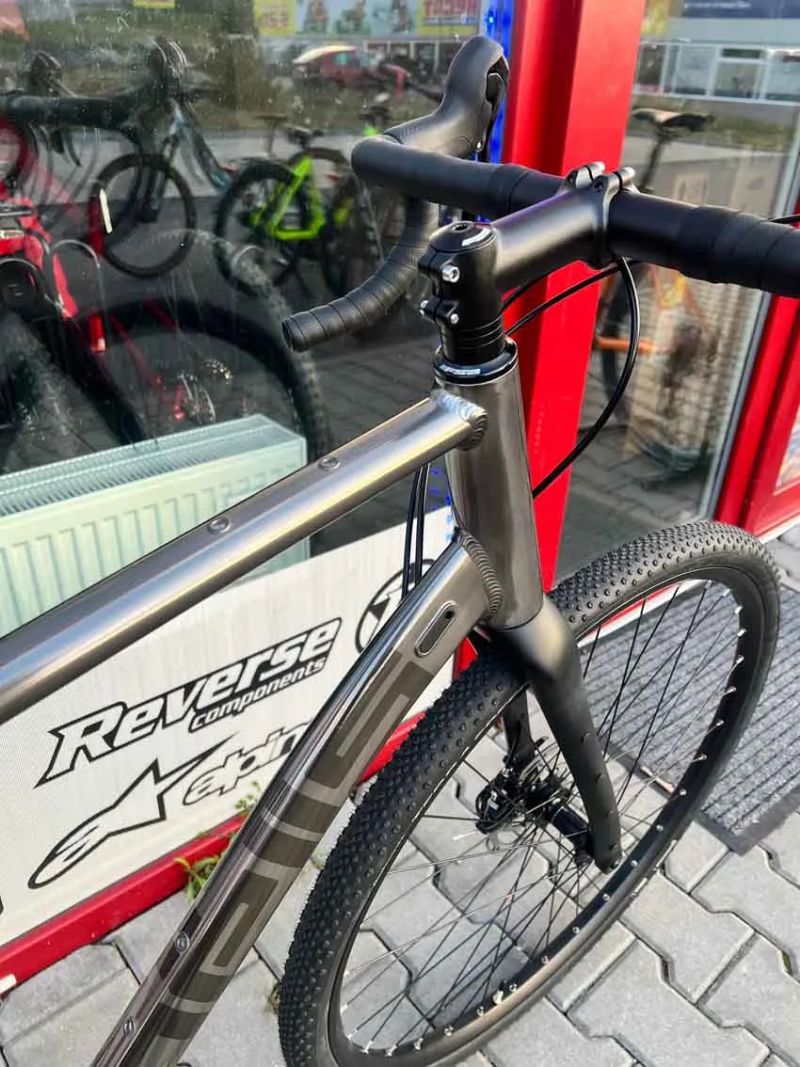 🔥🔥 SLEVA 12.000 -38% 🔥🔥 PELLS Raw 3 Grey - L 