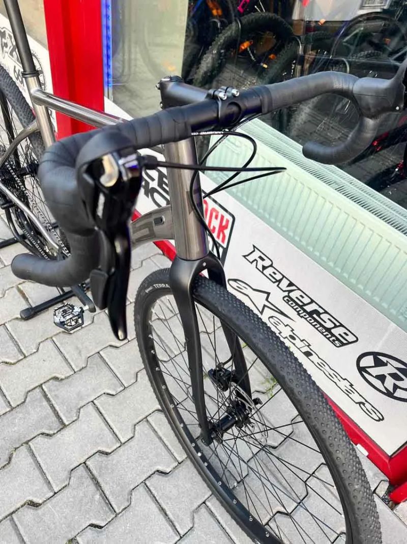 🔥🔥 SLEVA 12.000 -38% 🔥🔥 PELLS Raw 3 Grey - L 