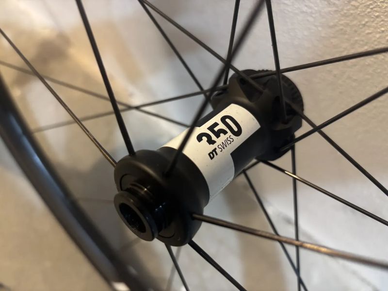 Roval Alpinist CL II + Continental GP 5000