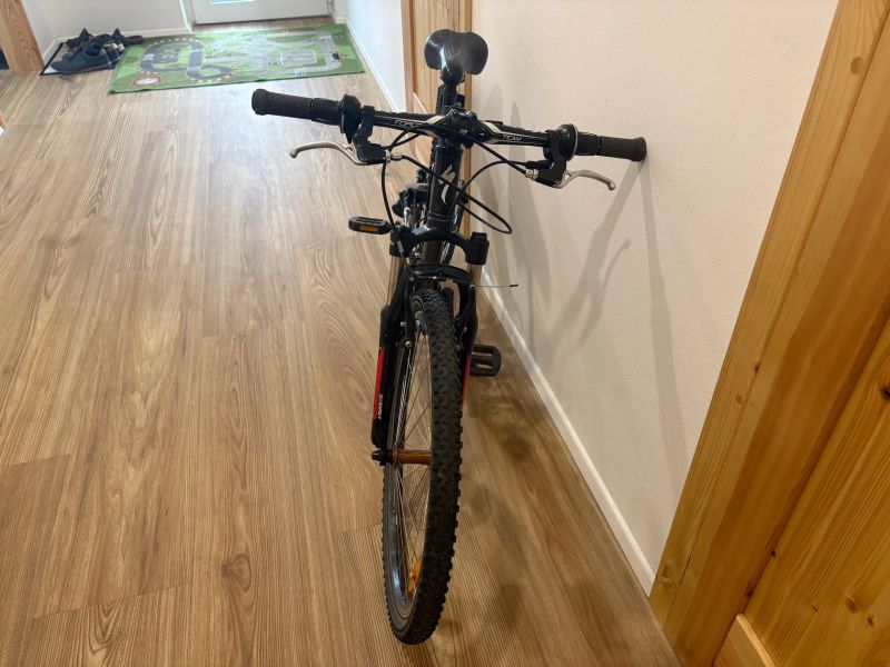 Specialized Hotrock 24