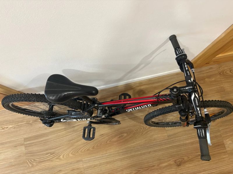 Specialized Hotrock 24
